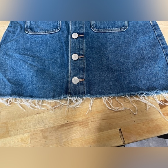 Zara Women's Blue and Silver Skirt size 26 - Picture 4 of 7